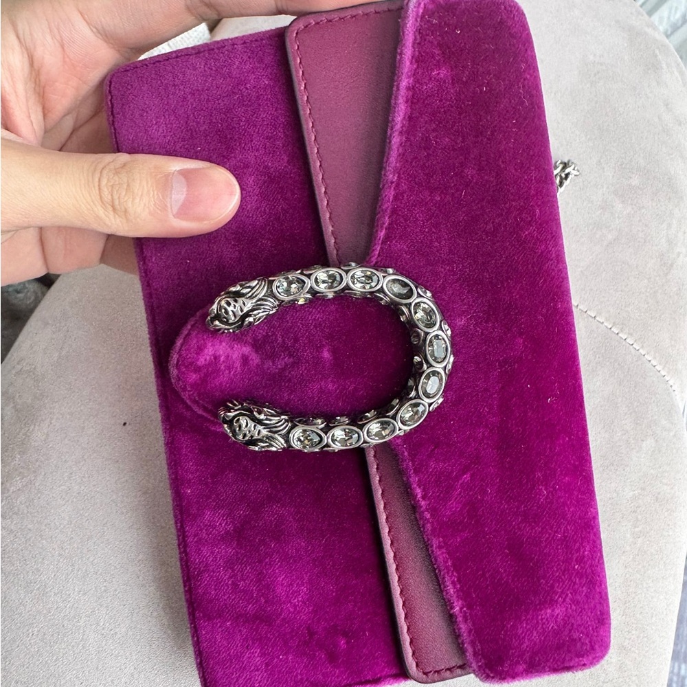 Gucci Dionysus super mini Purple Velvet Clutch bag with Crystal Buckle - Picture 3 of 4